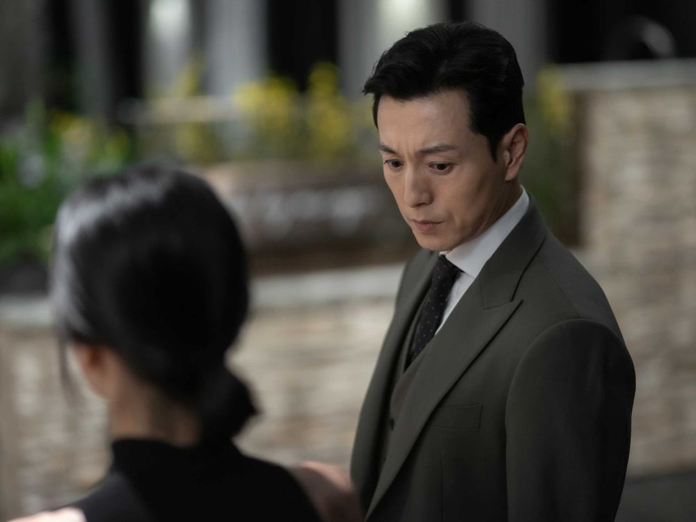 《黑暗榮耀2》新劇照藏伏筆搶先看!涎鎮不認錯、宋慧喬全面開戰..已死亡的「他」也現身!-8