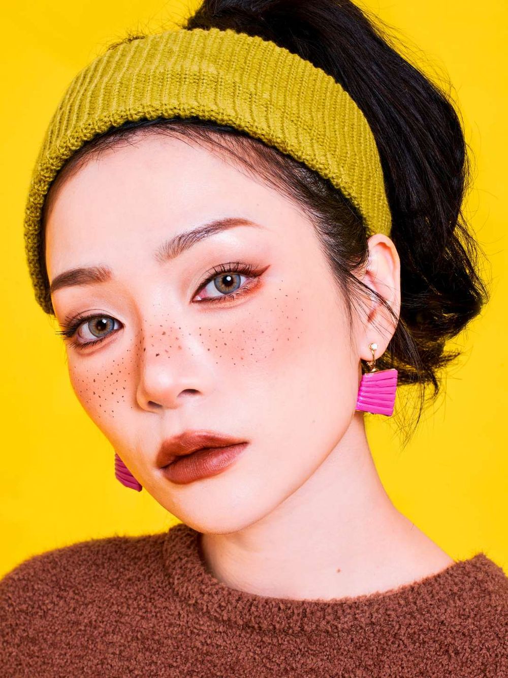 媚比琳攜手M&M’S推出爆甜聯名彩妝!必收FIT ME粉底液、黑眼圈擦擦筆、霧面唇釉...,加碼約會必勝妝容教學!-6
