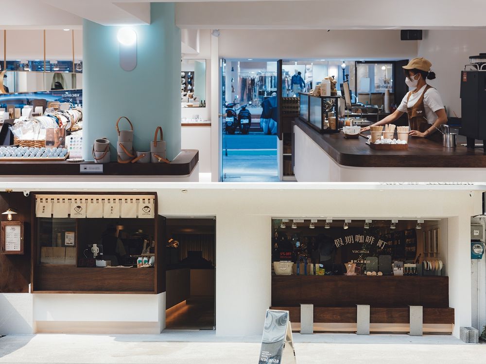 假期咖啡町Café in vacanza新開幕!純白木質店面+魚刺人鷄蛋糕,逛百元飾品邊喝下午茶!-2