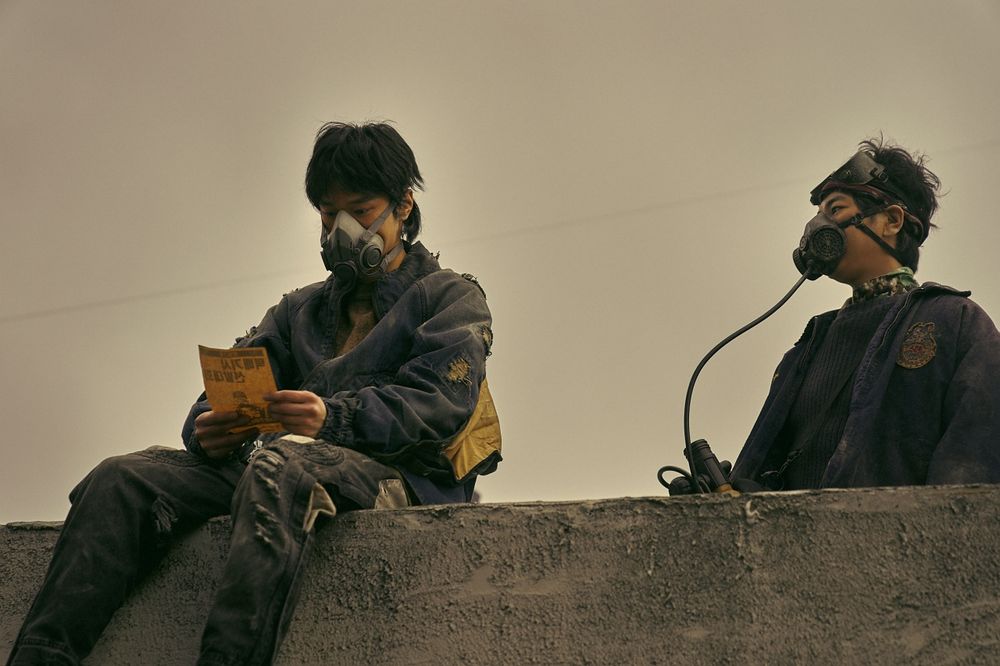 最新Netflix漫改劇《末日騎士》6大看點!金宇彬首挑大樑對決宋承憲、想呼吸要用階級分!-5
