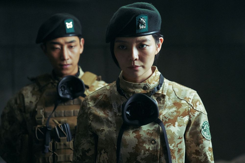 最新Netflix漫改劇《末日騎士》6大看點!金宇彬首挑大樑對決宋承憲、想呼吸要用階級分!-14