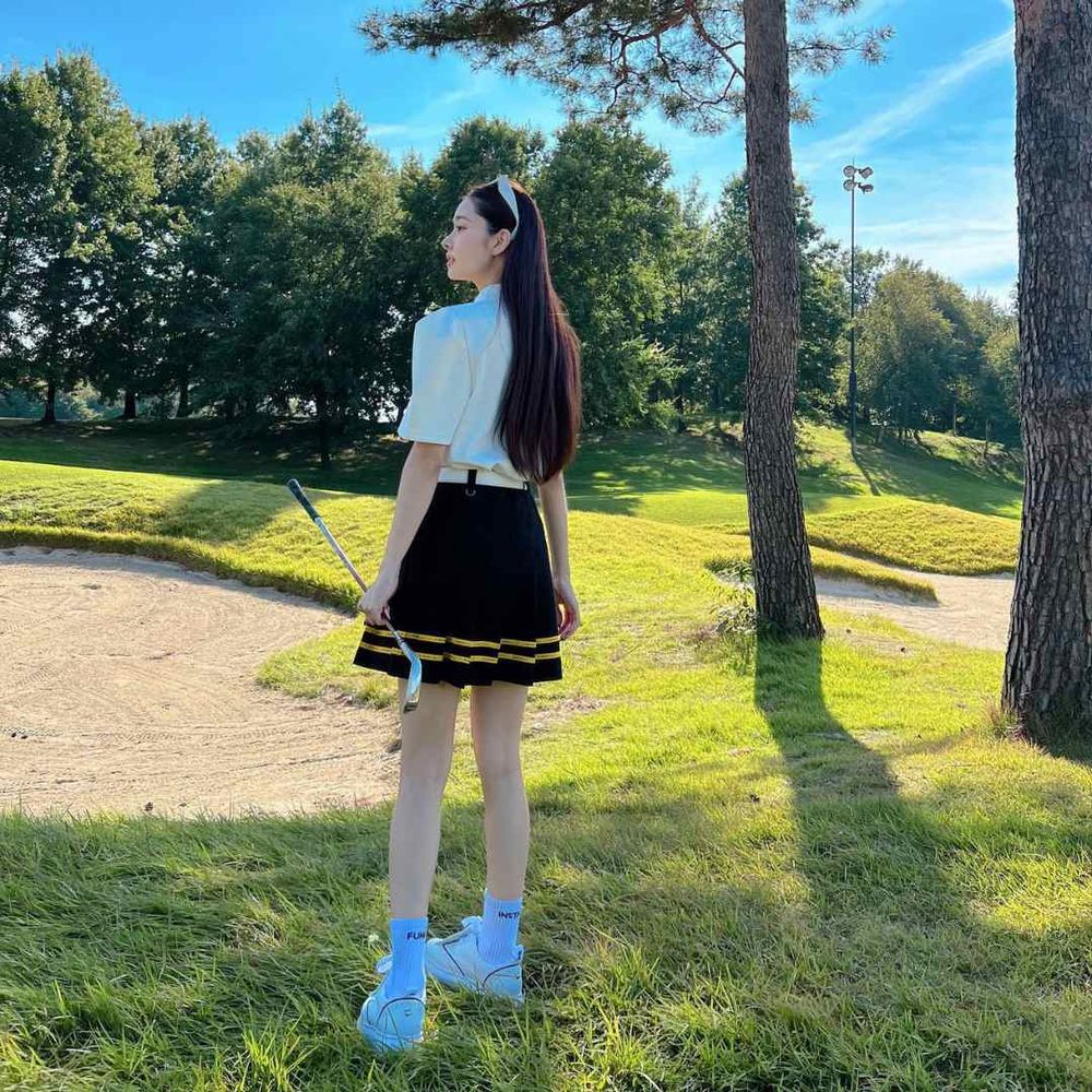 腿部重點美白技巧:豬鬃刷乾刷、濕敷膝蓋、去角質凝膠...,4步驟輕鬆養成女團嫩白腿,網友好評2023腿部美白產品推薦!-4
