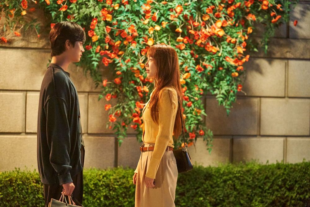 Netflix2023年6月必看影集片單推薦!李俊昊&潤娥《歡迎來到王之國》甜度爆表、《獵魔士》《黑鏡》系列影集回歸!-8