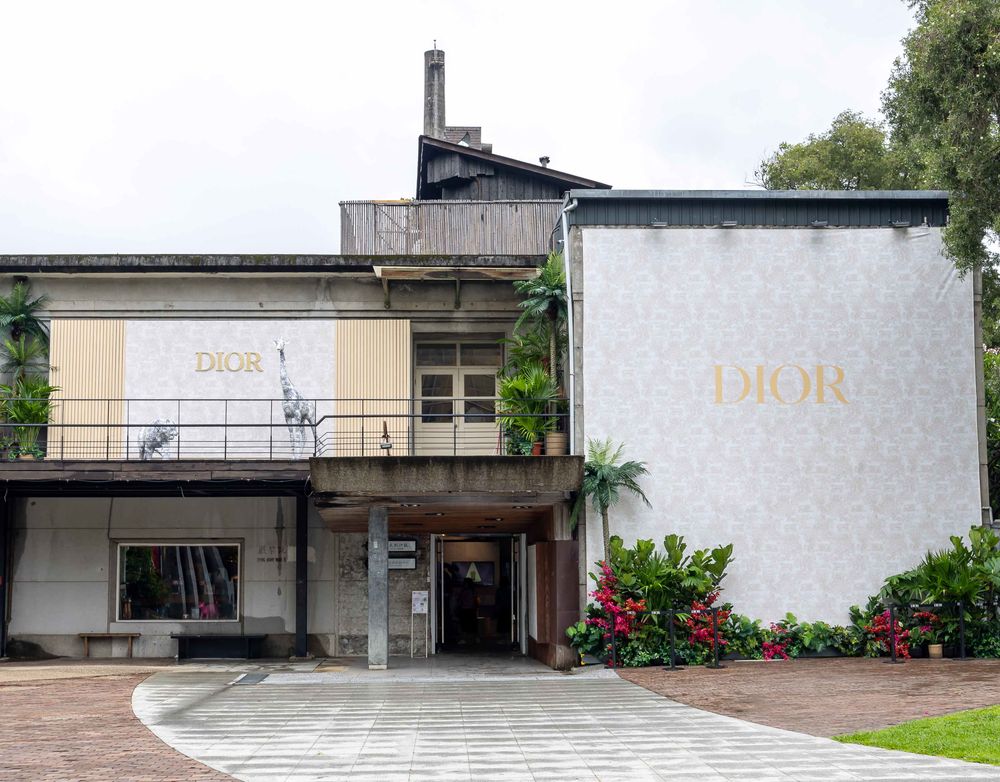 2023香氛快閃活動!DIOR全台唯一『南法度假風情香氛特展』高訂香水歷史導覽、印花圖騰休息區、客製化香水瓶刻字!-22