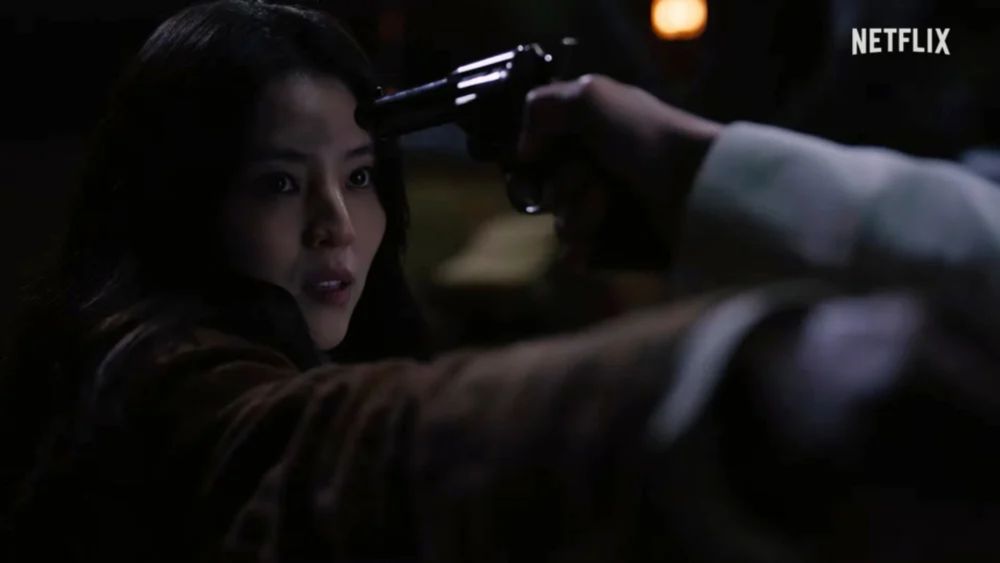 Netflix原創韓劇《京城怪物》最新預告曝光!朴敘俊&韓韶禧氛圍好曖昧!預計2023年上線開播-3