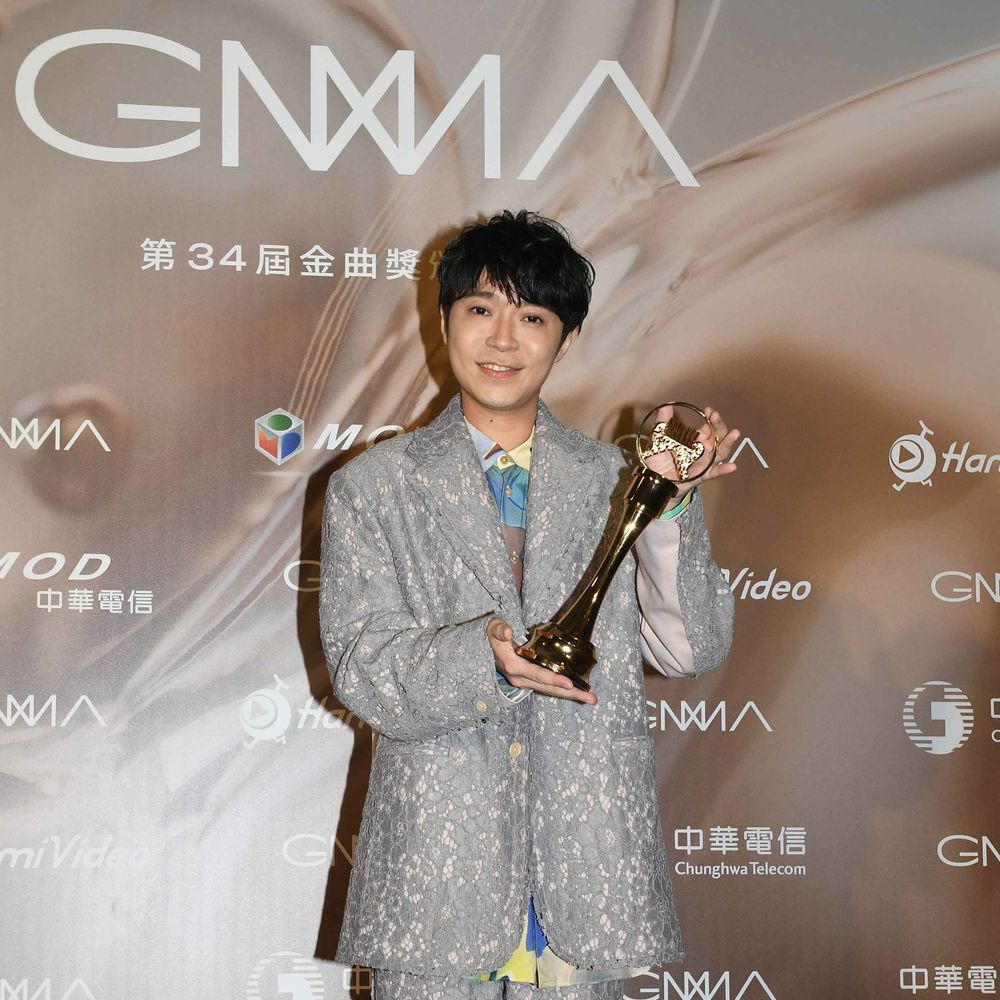 【金曲34】2023年第34屆金曲獎「完整得獎名單」揭曉!青峰抱走年度專輯大獎、A-Lin首度封后、HUSH封歌王!-19