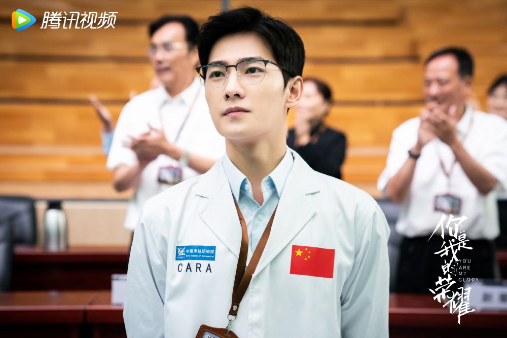 盤點楊洋8部必看陸劇!《微微一笑很傾城》不敗電競大神、迪麗熱巴《你是我的榮耀》結局騰訊大當機、《我的人間煙火》再創高峰!-14