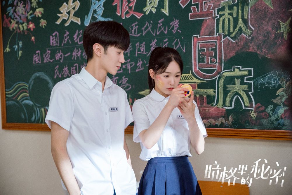 「嘉許哥」 陳哲遠的6件事&必看陸劇作品!《偷偷藏不住》獲封新一代校園男神、大學校草、男團出道,考古黑歷史全是笑料!-19