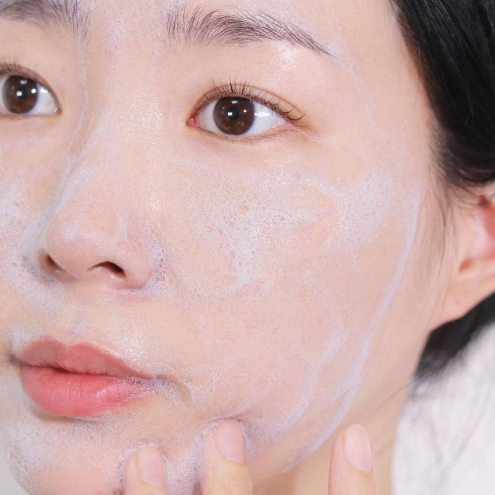 韓國熱門「1+1保養法」：溫和清潔法、消水腫瘦臉技巧...，這樣搭配立刻擁有張員瑛同款巴掌臉！-2