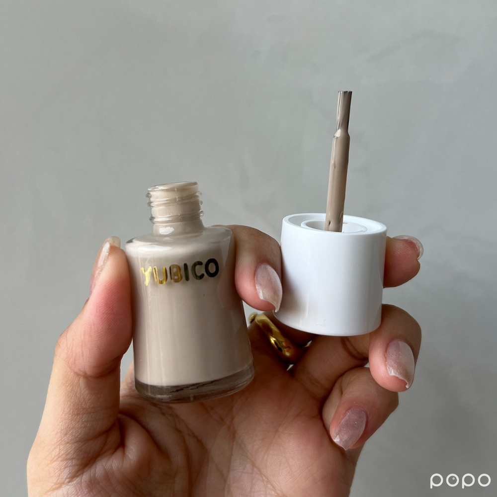 實擦5款開架裸色指甲油！美翻天氣質奶茶色、一擦肌膚立刻白皙，「這款」亮澤度不輸光療！-4
