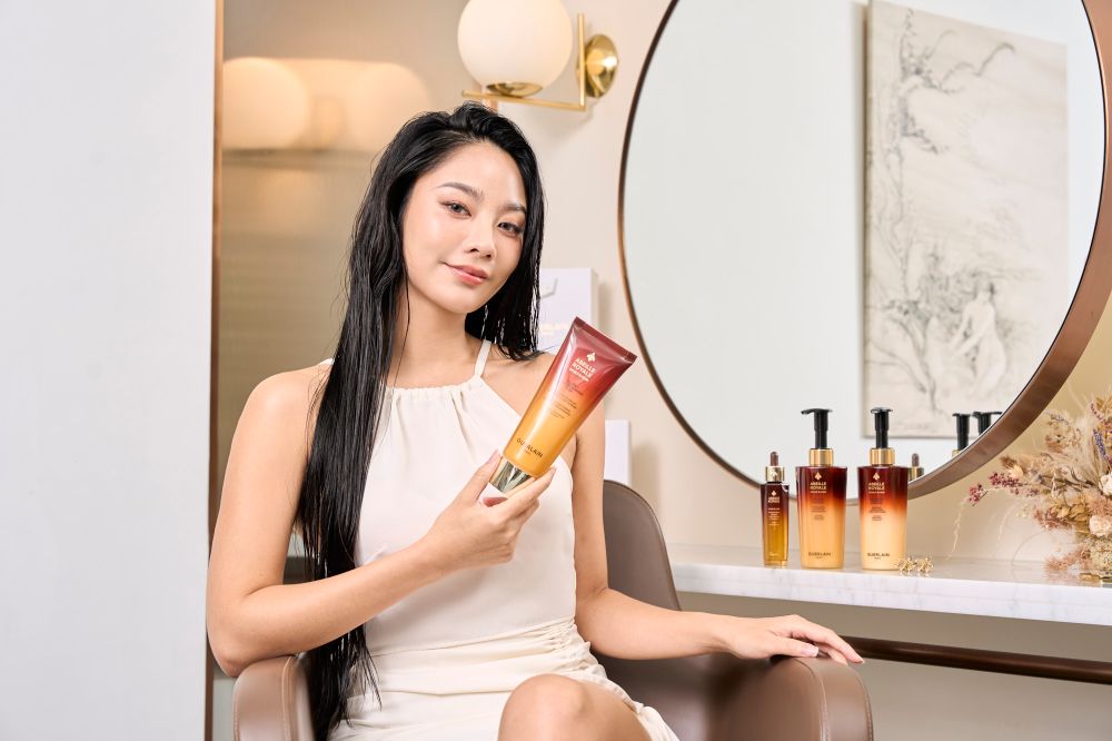 2023頭皮保養髮品推薦！嬌蘭「皇家蜂王乳洗髮露、護髮膜」滿滿蜂蜜柔潤、甜香瀰漫整浴室～甜蜜香氣好持香！-8