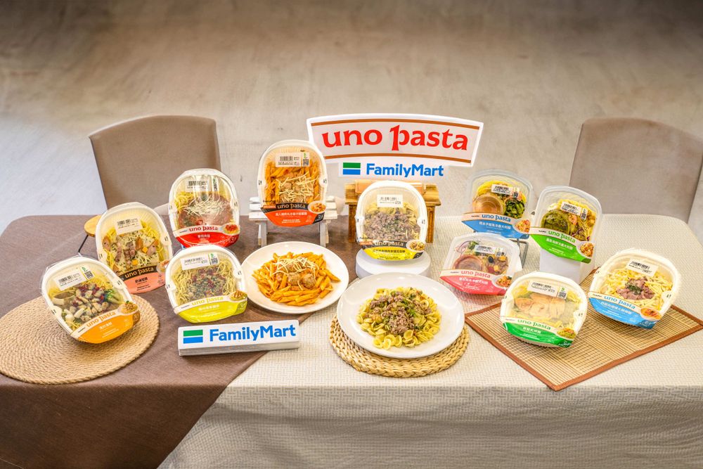 全家必吃新品！聯手最強義大利麵solo pasta推「香腸肉末貓耳朵麵、雞肉丸子茄汁鉛筆麵」明天午餐就吃這個！-3