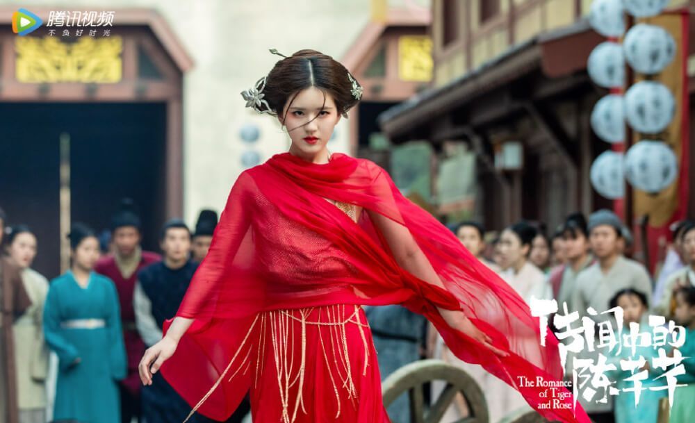 8位最經典紅衣古裝陸劇女星！白鹿&趙露思造型美出圈，《一念關山》劉詩詩封神，最難忘的紅衣女主是她！-6