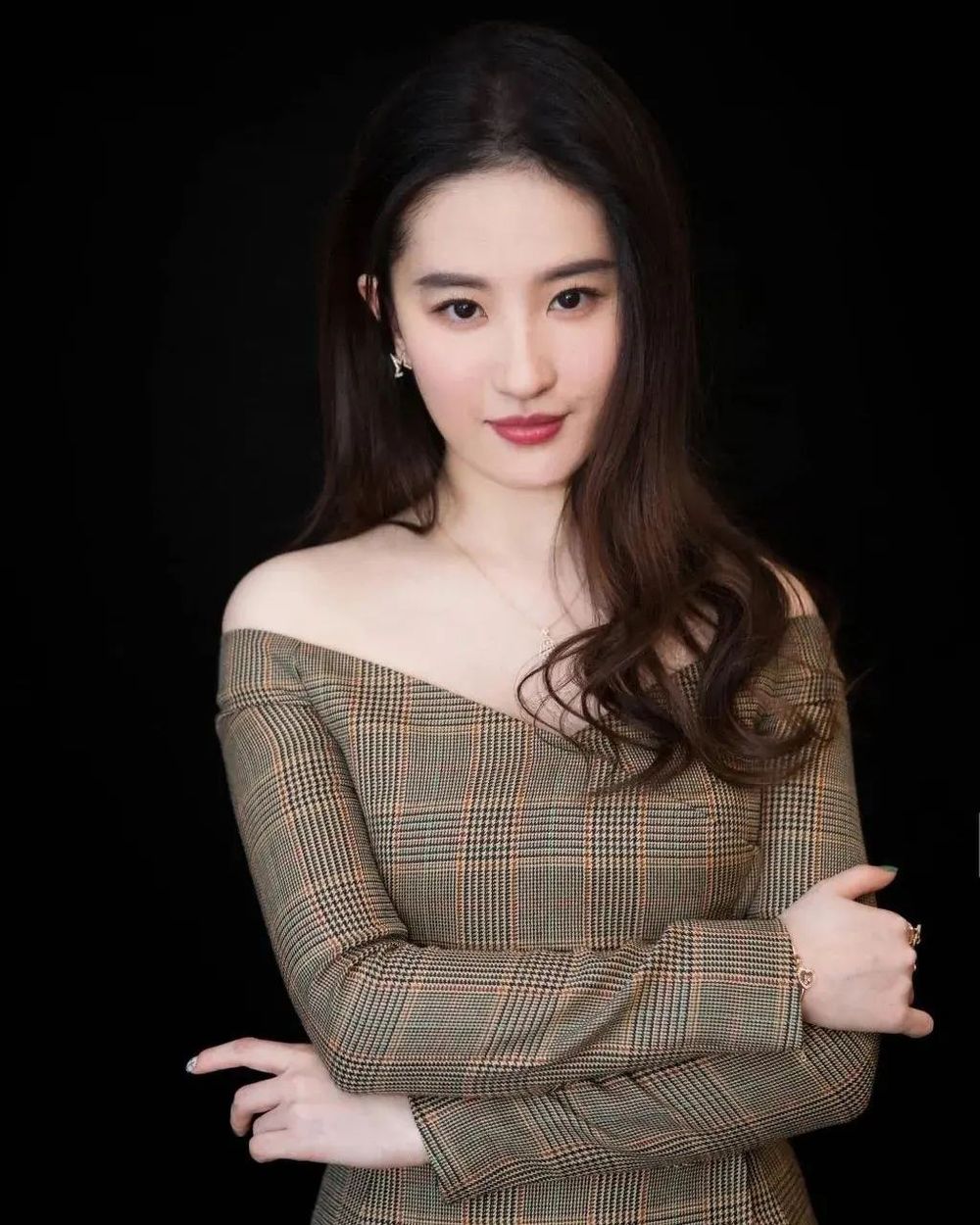 2023全球最美中國女演員排行TOP10出爐！趙露思只排第7，迪麗熱巴第三，冠軍是這位流量女王！-19