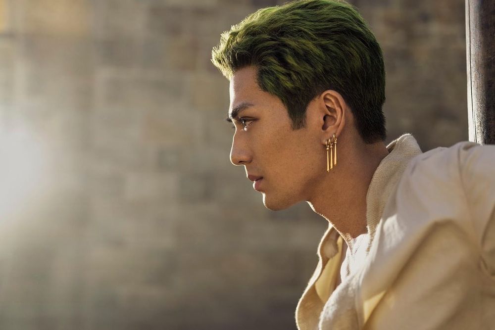 Netflix《航海王》真人版索隆「新田真劍佑」身份起底！狼狗身材時尚私服帥爆、還是星二代！？-3