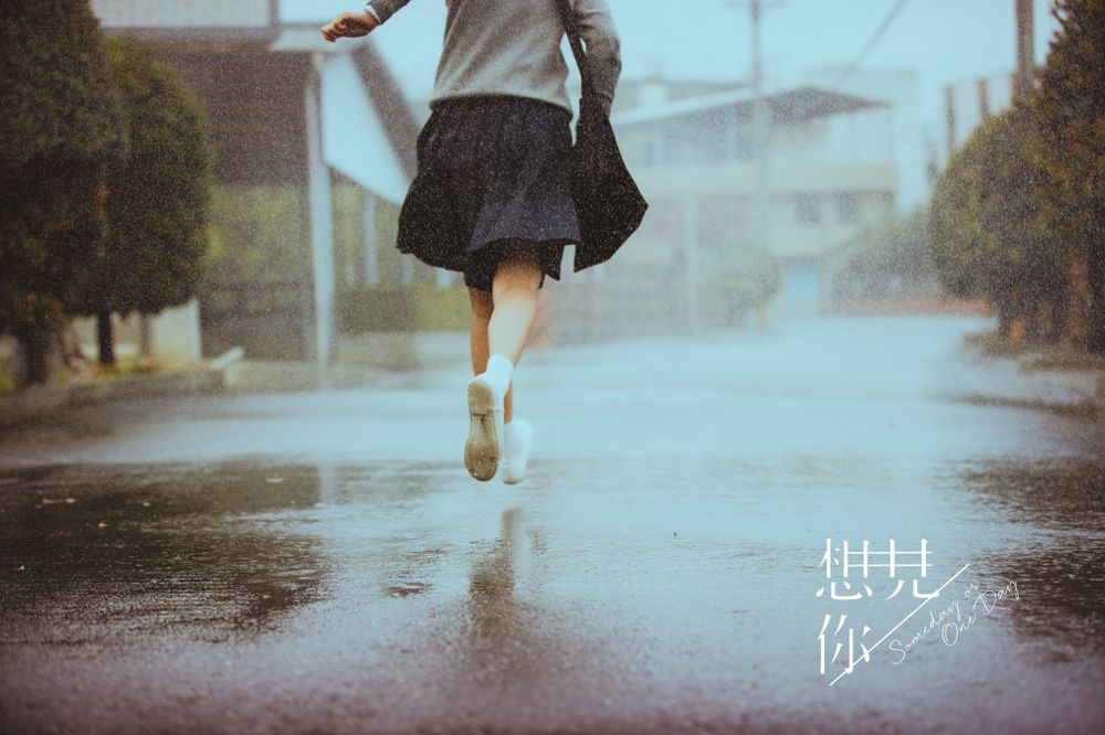 Netflix《走進你的時間》重現《想見你》7大名場面神還原！雨中奔跑超經典，這場戲台韓版一樣催淚！-9