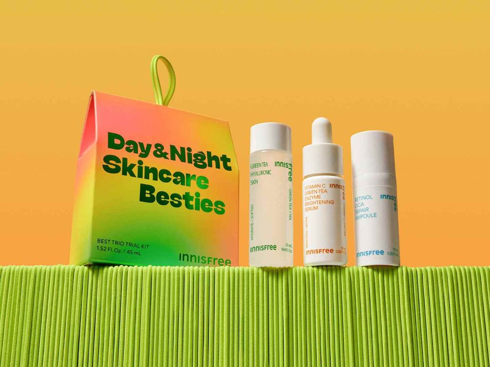 2023聖誕交換禮物推薦！INNISFREE繽紛多巴胺聖誕禮盒，綠茶籽、維他命C、A醇精華通通入組！滿額贈投影燈太可愛～-17