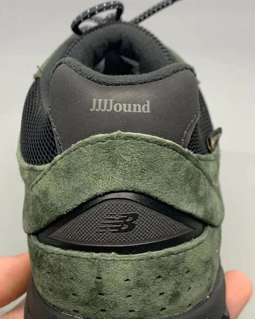 2023必買NB球鞋！JJJJound x New Balance 2002R暴風藍、加碼橄欖綠悄悄曝光！-4