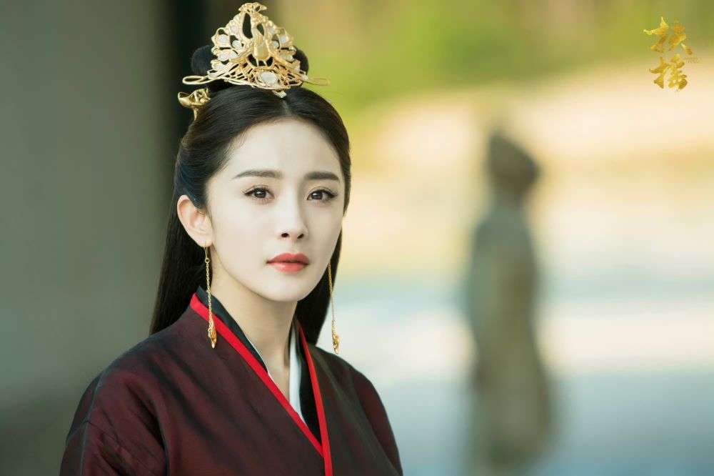 盤點7位古裝陸劇「皇后」角色！白鹿《寧安如夢》化身心機壞皇后，迪麗熱巴造型翻車，「最美皇后」是她！-11