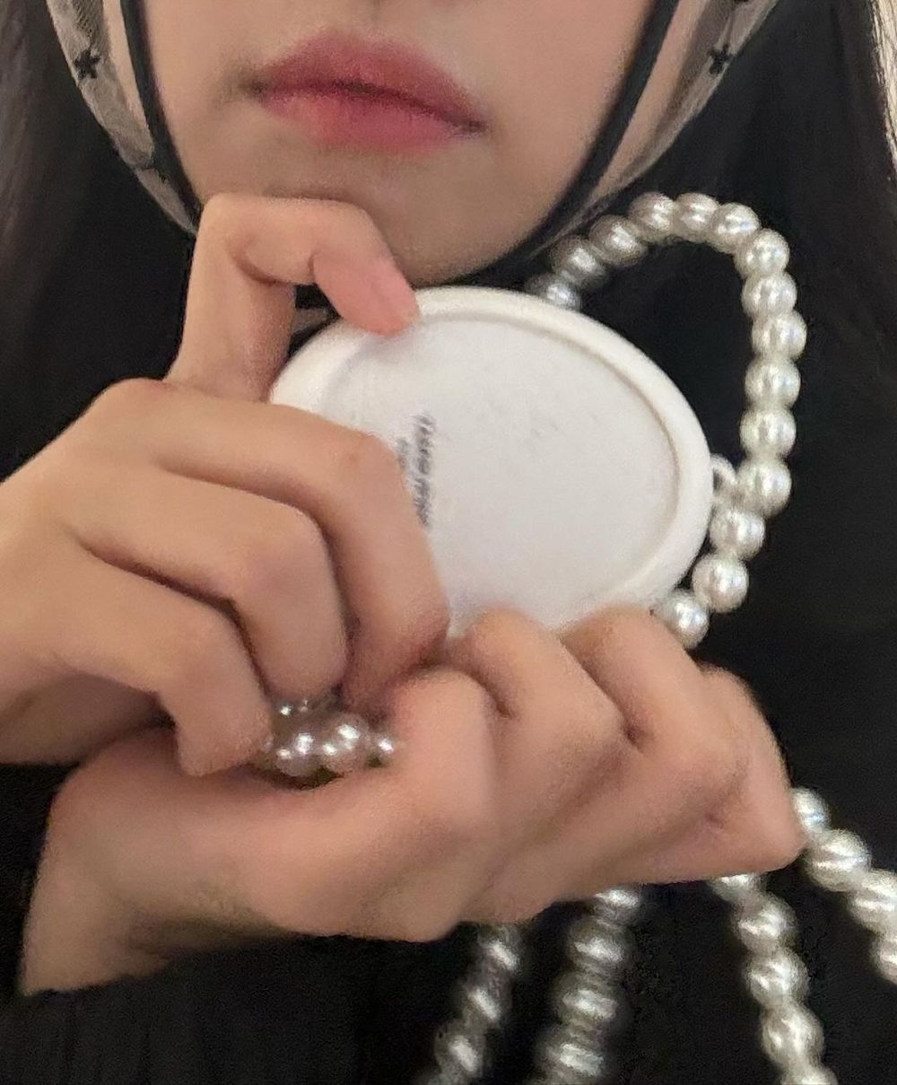 BLACKPINK Jennie蛋型香水要開賣了！TAMBURINS 13款全新香氛，蛋蛋護唇膏、夢幻粉瓶護手霜...-2