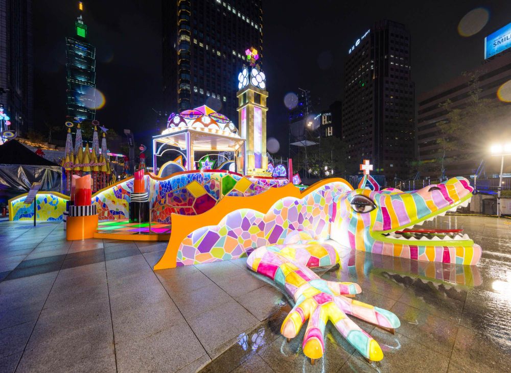 台北信義區最狂聖誕村在這！統一時代百貨13米高聖誕樹、夢幻咖啡小屋快來拍照！-9