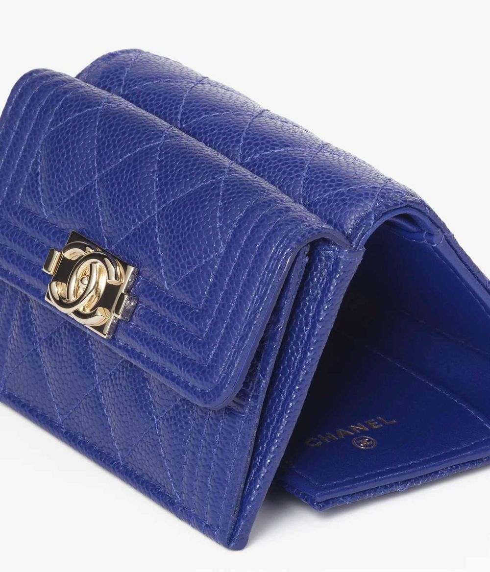 2024入門精品短夾清單Top10！CELINE、GUCCI...這款Miu Miu居然只要一萬多！-6