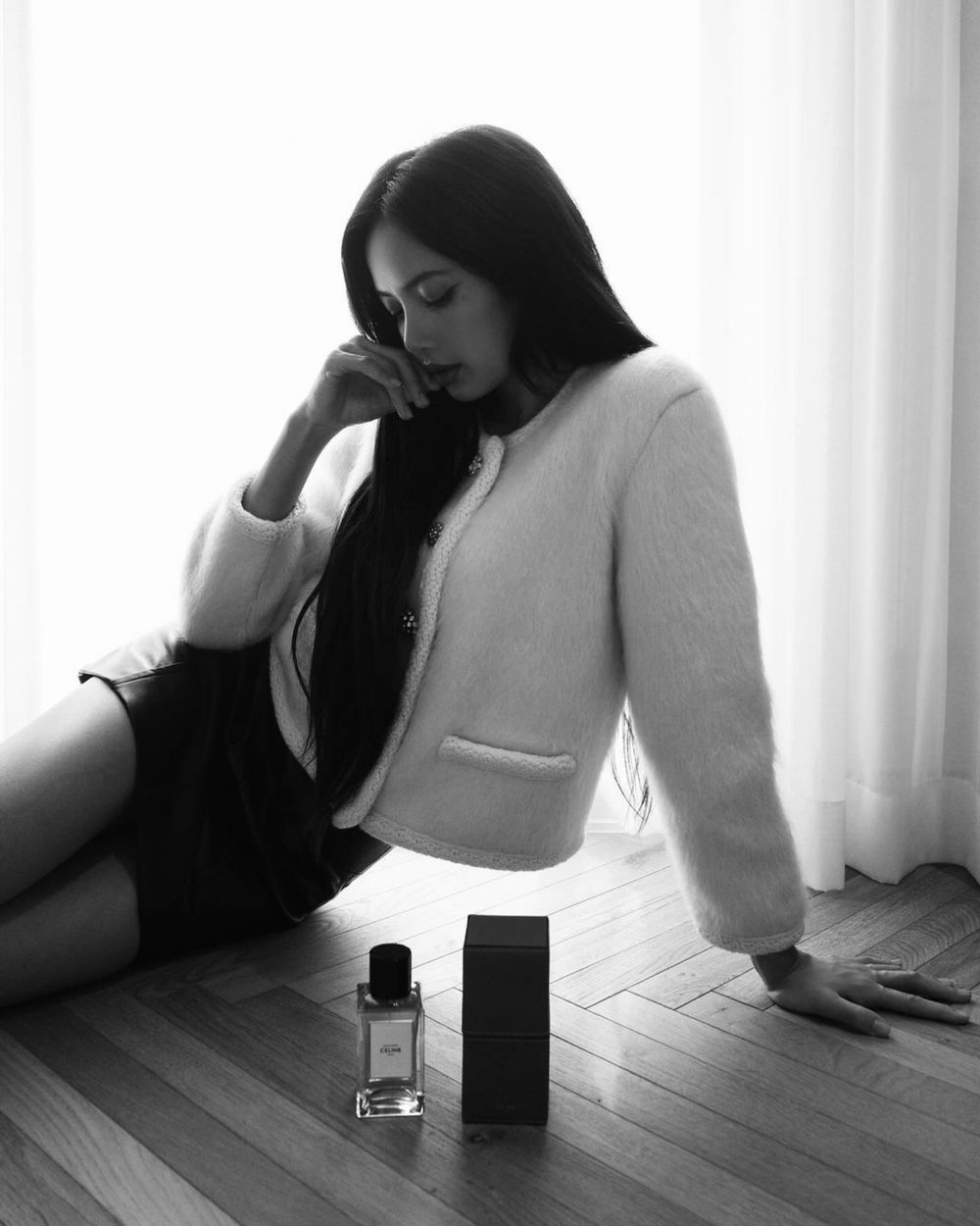LISA愛用香水公開！CELINE質感極簡香氛系列清「沐浴乳香」香到狂被路人問！-5