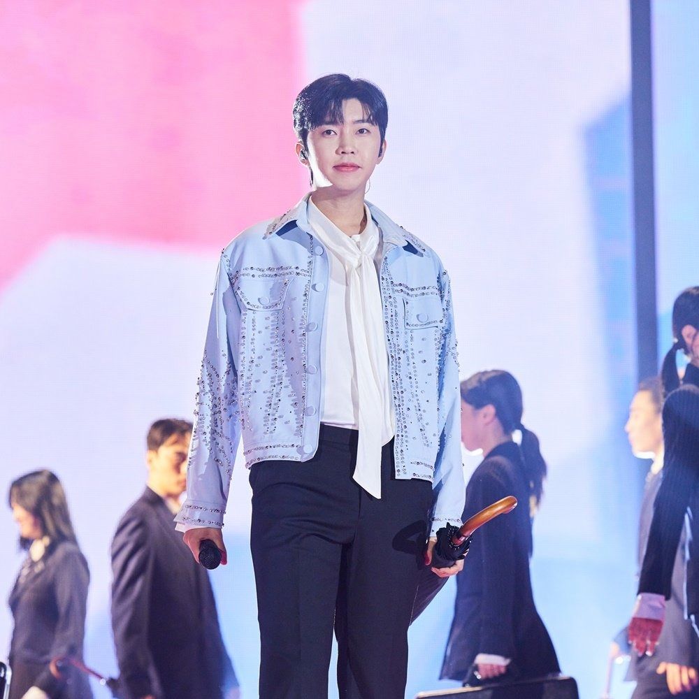 韓娛評選「2023年度最佳歌手」TOP10！3組四代女團入榜，BTS僅第三，冠軍人氣真無敵！-14