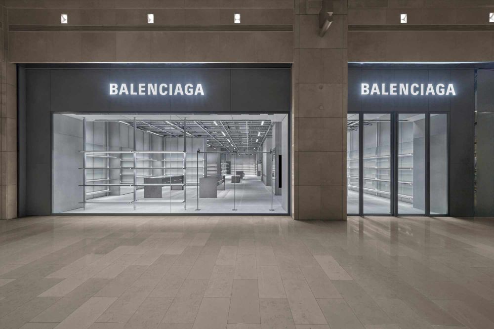 BALENCIAGA進駐台北101！金馬影后林嘉欣也現身、巴黎世家3大最新入門包包一次看！-3