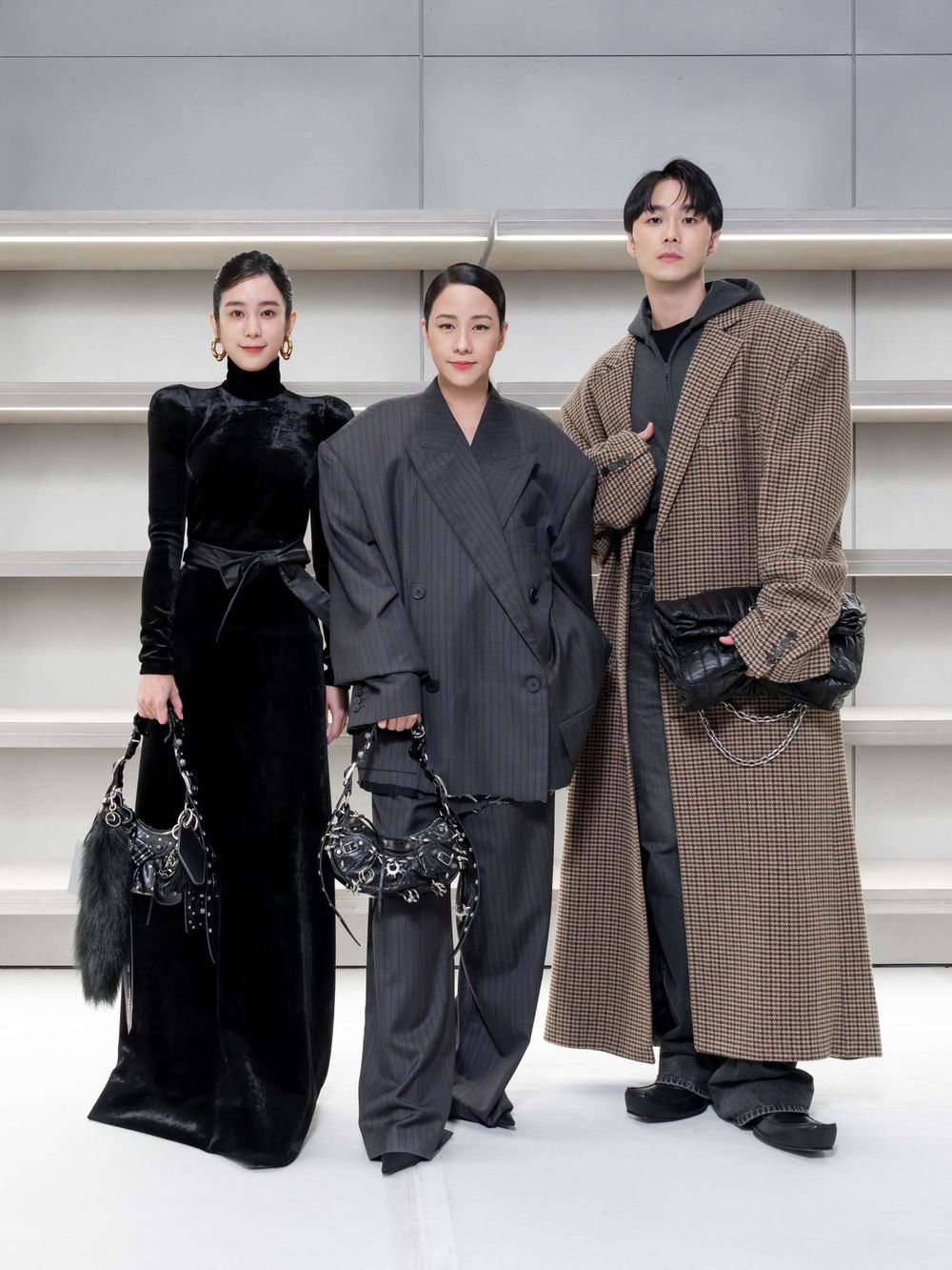 BALENCIAGA進駐台北101！金馬影后林嘉欣也現身、巴黎世家3大最新入門包包一次看！-8