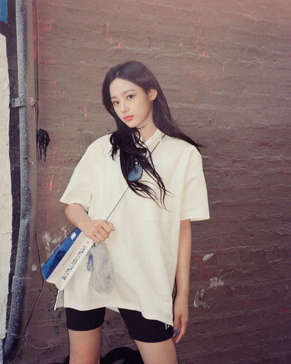 NewJeans堪稱人間精品女團！成員手握代言整理「GUCCI、Dior、香奈兒」通通收入囊 ！-14