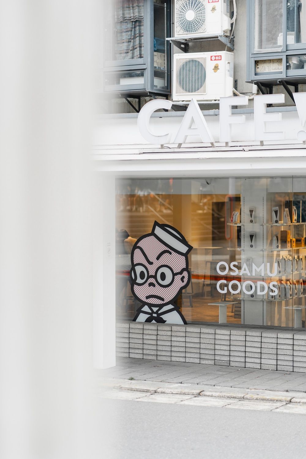 白巧草莓拿鐵必喝！CAFE!N聯手日本「可愛始祖」推超萌店裝、冬季限定餐點同步登場！-3