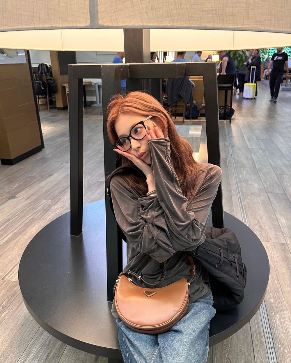 2024必買精品包預測TOP7！DIOR、CHANEL…女孩必收，張員瑛同款MIU MIU賣超好！-14