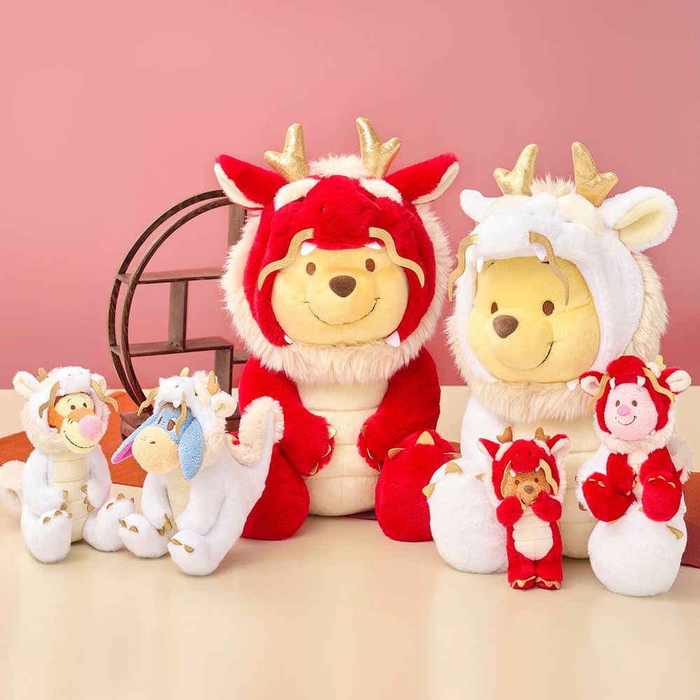 2024迪士尼「龍年系列」來了！小熊維尼、米奇米妮、奇奇蒂蒂化身最萌新年禮物！-2