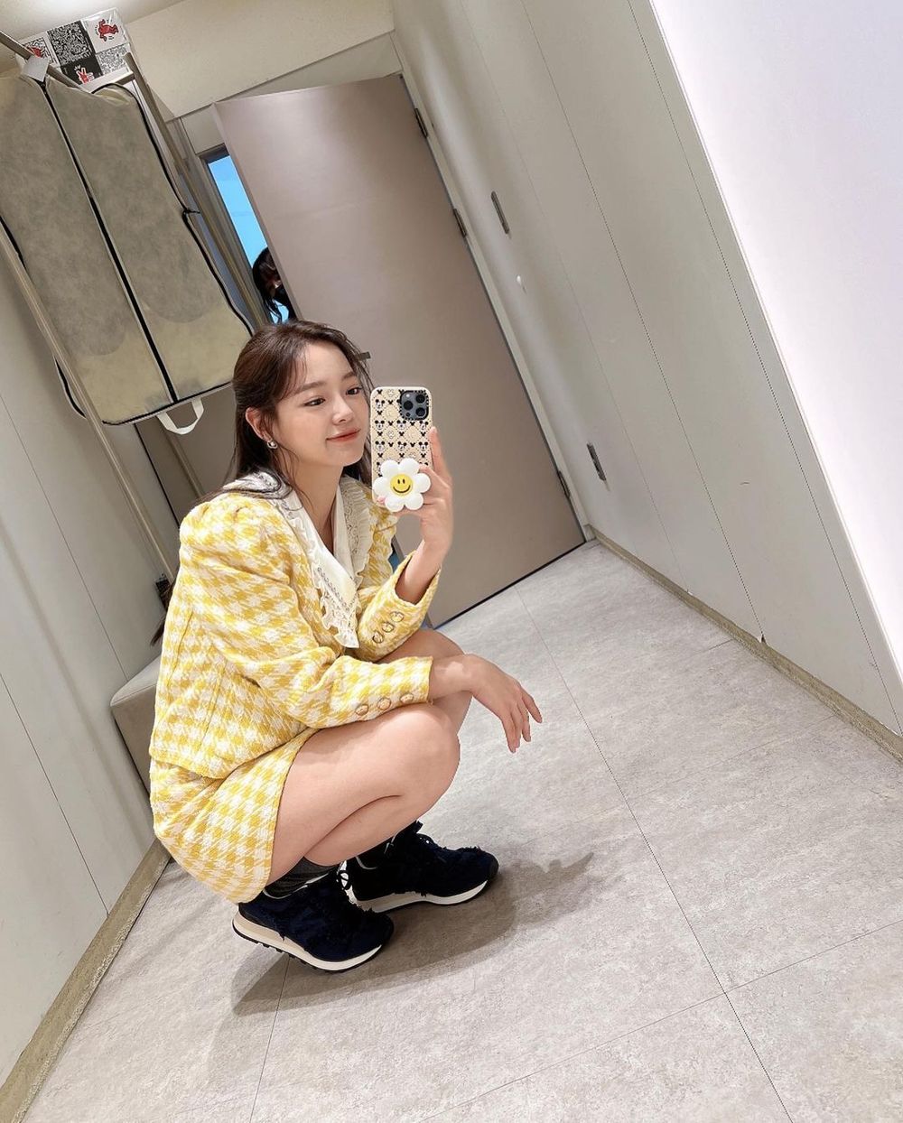 2024球鞋顯瘦穿搭5大密技！Jisoo、白鹿同款仙女鉛筆腿這樣get！-12