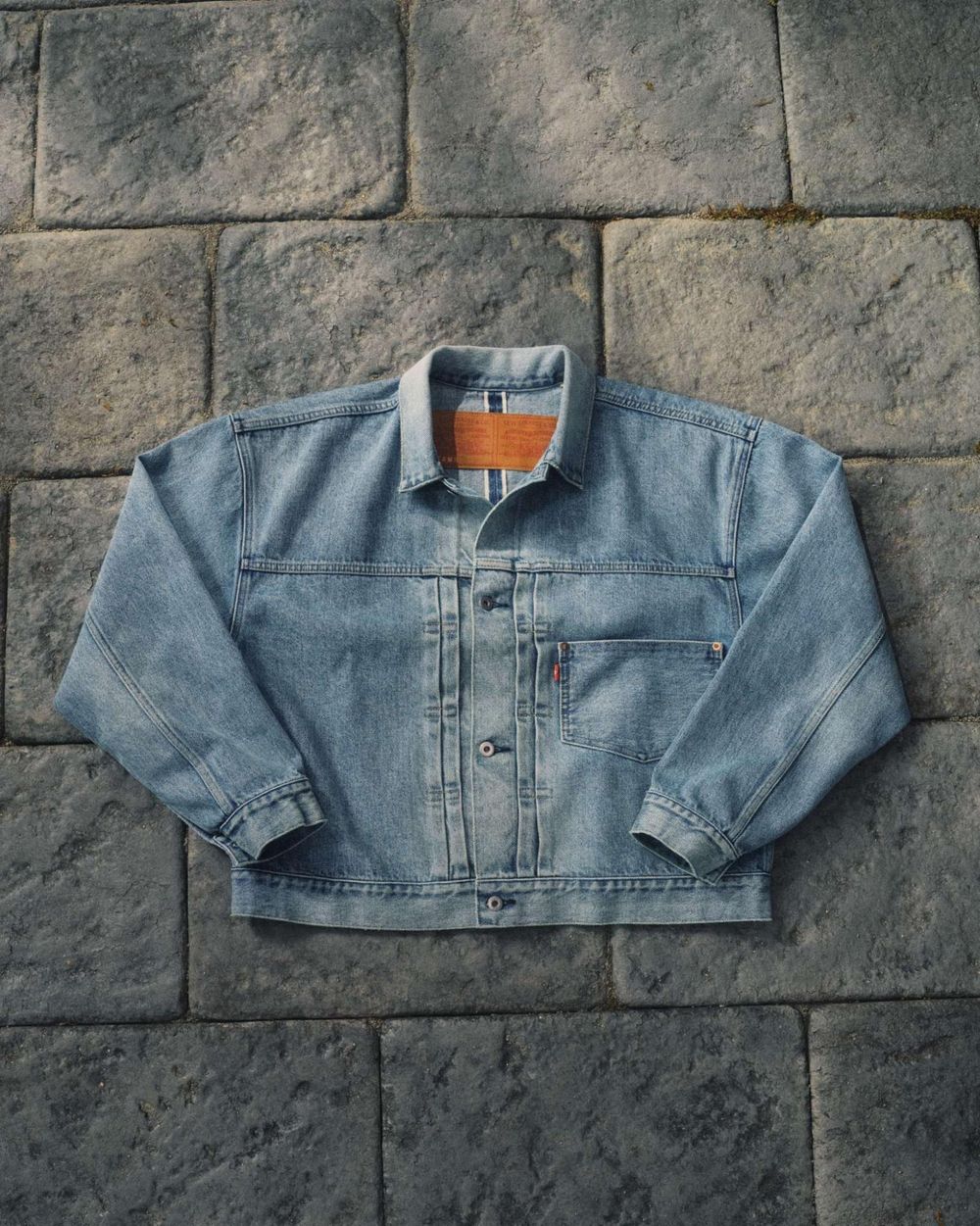 Levi's與BEAMS再度聯手！新牛仔褲版型超顯瘦！丹寧外套、T恤要一起帶回家！-3