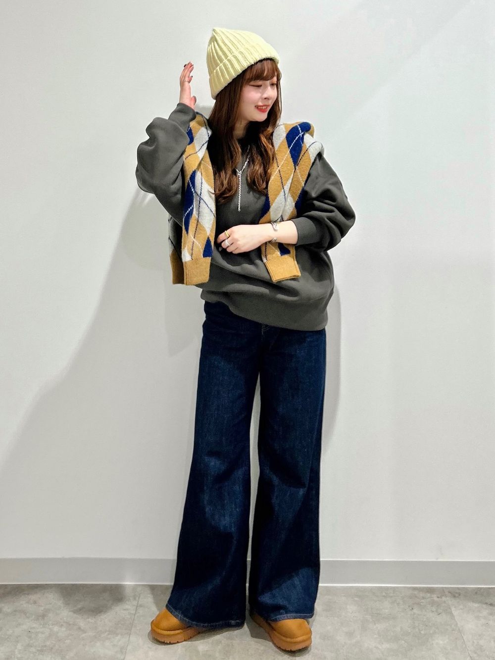 GU隱藏必買「厚底雪靴、毛毛拖鞋」才百元價！Jisoo、安俞真都在穿！快衝官網結帳！-6