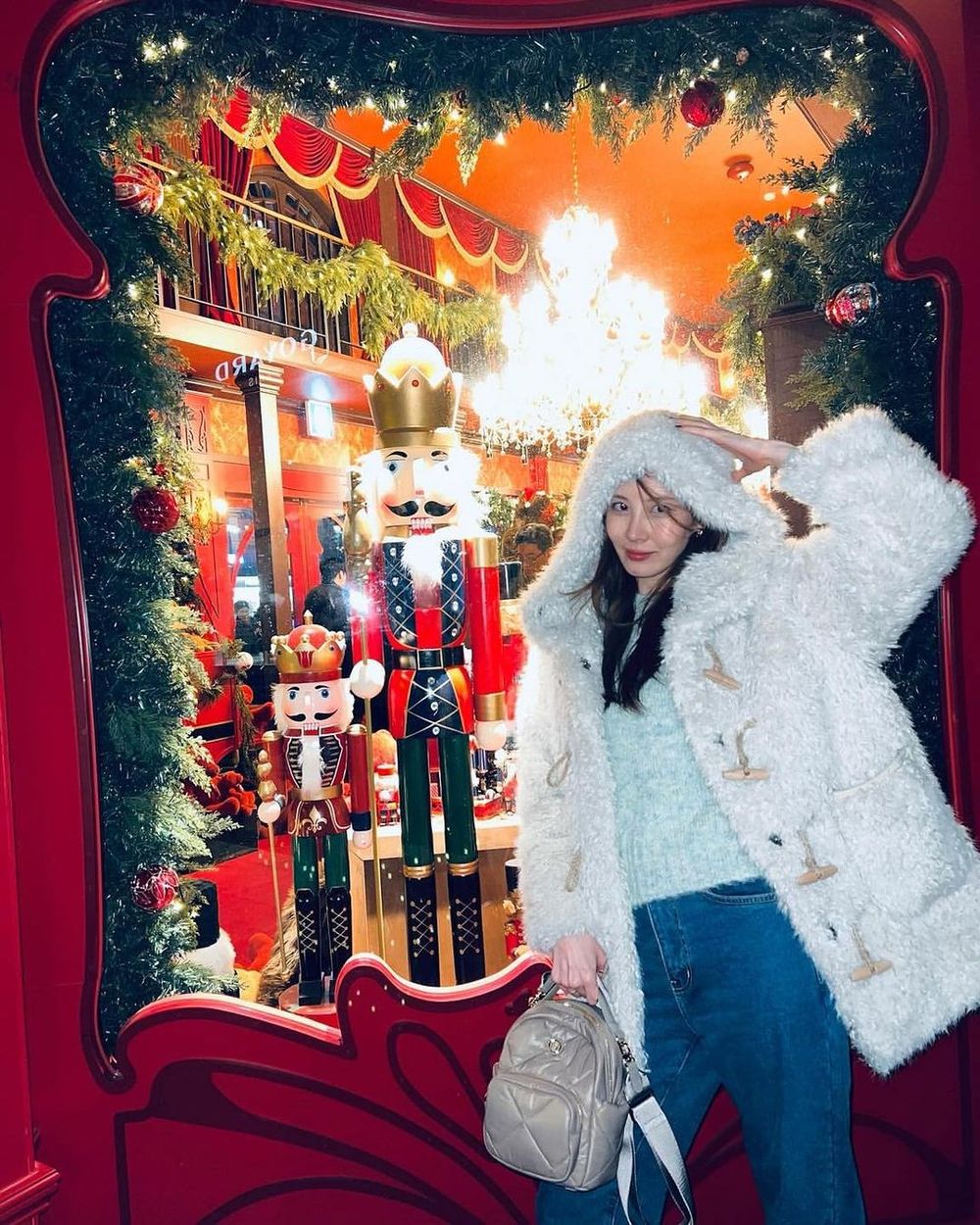 冬天五大外套10套穿搭圖鑑！小香外套必收、羽絨外套這樣穿才不顯胖！-11