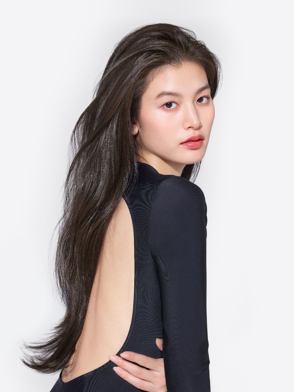 2024最強縮時護髮品！韓國魅尚萱首款「沙龍級髮品」美髮效果直逼專業髮廊，直捲髮居家10秒瞬護、養出原生水光髮！-7