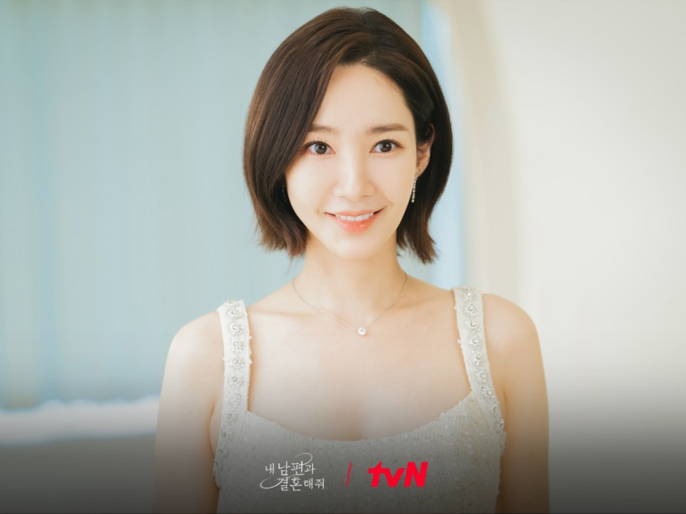 2024漫改韓劇《和我老公結婚吧》朴敏英同款好人緣通勤妝，四重點輕鬆畫出零技巧早八妝！-3