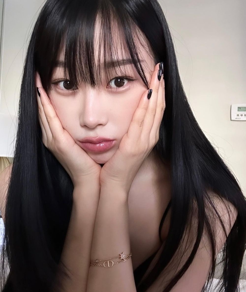 韓國女團保養控、美容秘方盤點！舒華素顏寶寶肌靠吃「這個」、采源愛用化妝水、aespa Karina護唇神器全公開！-2