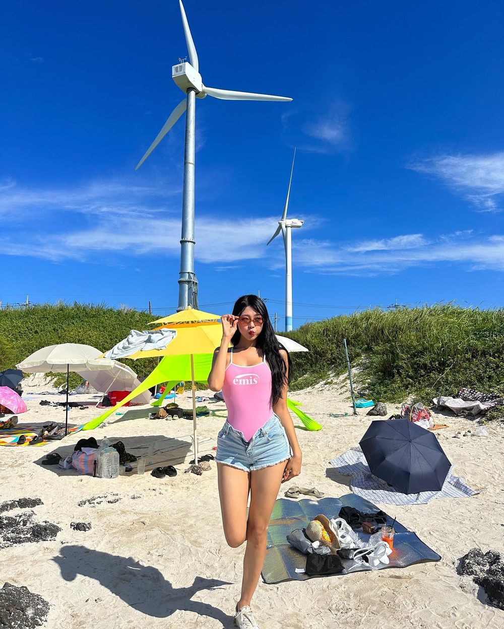 Netflix《單身即地獄3》六位女成員IG「斬男級」好身材曝光！小Jennie完美曲線超迷人！-15