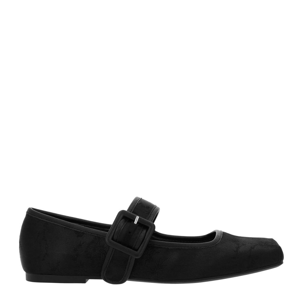 2024最新！小CK、PEDRO必買鞋包TOP7！細腿樂福鞋、波士頓包通通列入清單！-10