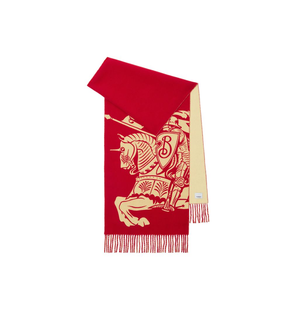 傳說中的終極開運色！Burberry郵筒紅必買單品一次看、「騎士包」湯唯也在揹！-3