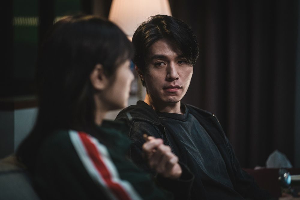 2024韓劇《殺人者的購物中心》劇情看點&角色介紹！李棟旭再次挑戰神秘殺手，搭檔《屍戰朝鮮》的她大開殺戒！-13