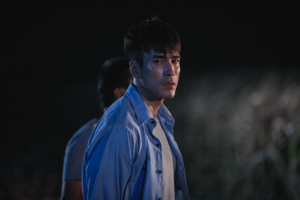 泰國首部IMAX鬼片《鬼聲泣》挑戰影史上最多鬼畫面，駕駛半夜開車遇成群長髮女鬼吊樹！-4