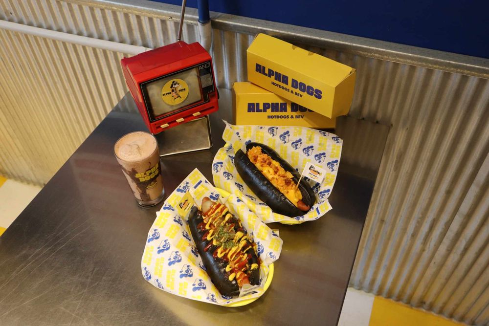 niko and…6週年聯手熱狗專賣店ALPGA DOGS打造起司熱狗堡、巧克力奶昔超欠吃！-5