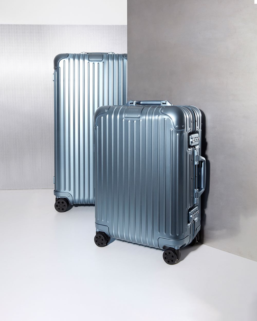 Rosé最愛行李箱品牌RIMOWA 「北極藍」夢幻限定色台灣也買得到了！尺寸、販售地點一次看！-9