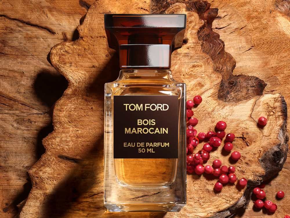 2023秋冬粉底推薦！TOM FORD最美皮革氣墊粉餅、奢光校色膏，超簡單疊擦法，三步驟畫出零死角高級感底妝！-11