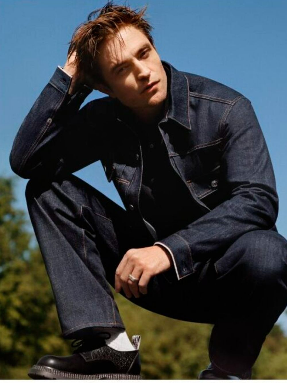 暮光之城男主角出現啦！Robert Pattinson入鏡全新Dior形象照、帥到不敢直視！-1